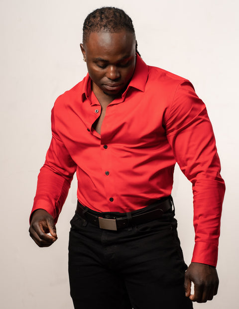 Muscle-Fit Dress Shirt in Red