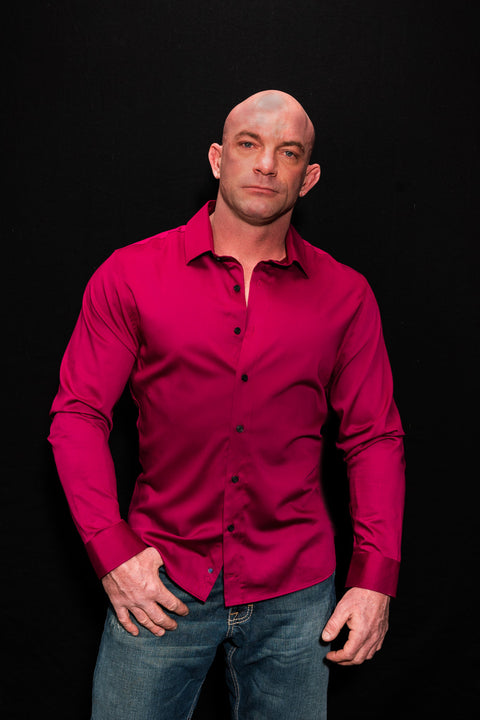 Muscle-Fit Dress Shirt in Burgundy